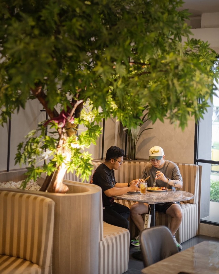 Guests dining at Gloomy Patisserie & Gelato